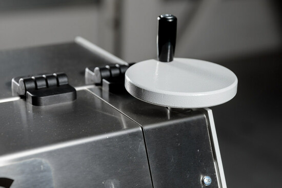 Автоматическая хлеборезательная машина МРХ-3-420