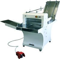 Хлеборезательная машина автоматическая BakeBerry F-520