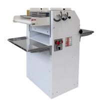 Рогаликовая машина BakeBerry BK-600 Рогаликовая машина BakeBerry BK-600