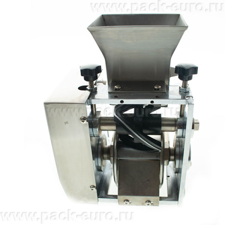 Формующая головка в сборе JGL-135, 4 яч, Треугольник купить в компании Европактрейд