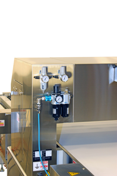 Комплекс для вертикальной нарезки тортов и бисквита GRD-600 Комплекс для вертикальной нарезки тортов и бисквита GRD-600