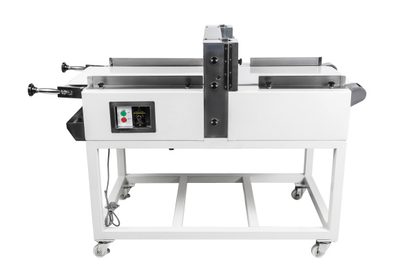 Машина для горизонтальной нарезки тортов и бисквита Danler GM-480 Машина для горизонтальной нарезки тортов и бисквита Danler GM-480