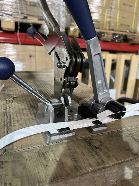 Комбинированный инструмент для ПП лент PS-16 Комбинированный инструмент для ПП лент PS-16