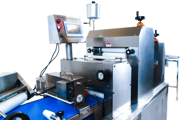 Автоматическая линия для производства сдобных дрожжевых и слоёных изделий с начинкой BAKELINE GF-250