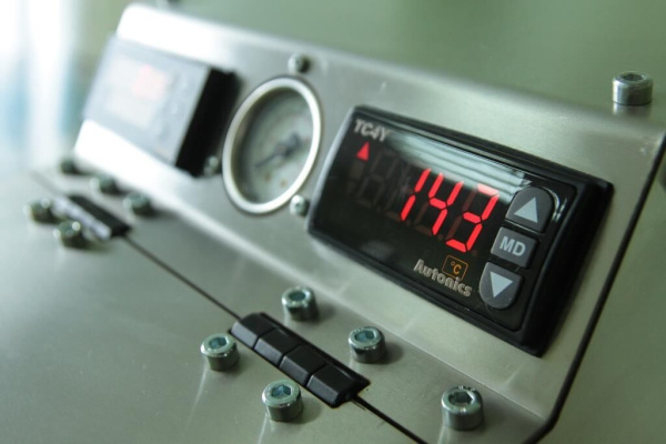 Клипсатор Ручной СПУТНИК-Е-НХЛ без нанесения даты