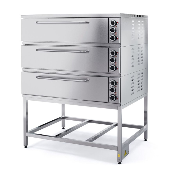 Шкаф пекарный электрический ШПЭ103, 3 камеры, лиц. нерж, под углерод. сталь, подставка краш, сварн. Шкаф пекарный электрический ШПЭ103, 3 камеры, лиц. нерж, под углерод. сталь, подставка краш, сварн.