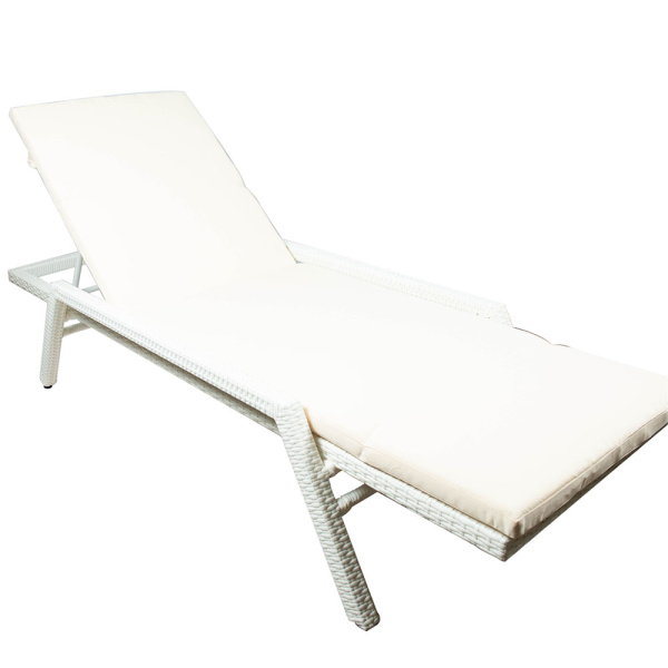 Шезлонг с матрасом E1001 (бежевый) Бриз Шезлонг с матрасом E1001 (бежевый) Бриз