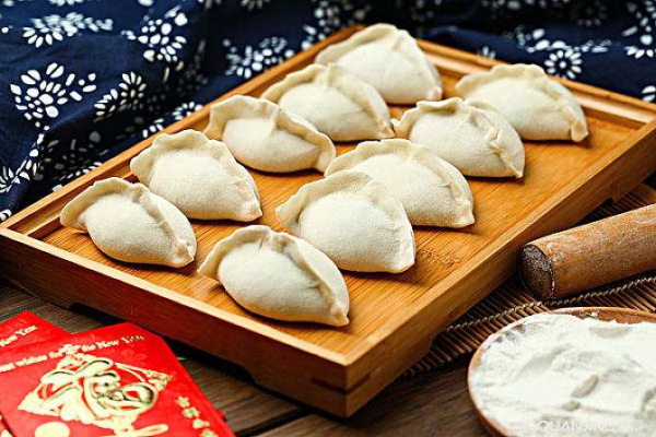 Аппарат для производства пельменей “Гедза” Rioli GD1500