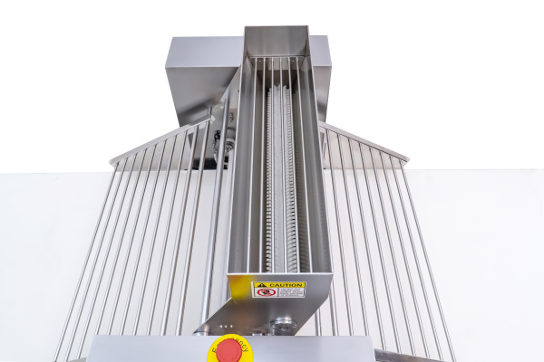 Тестораскаточная машина автоматическая SUPERMATIK 650B-SS Тестораскаточная машина автоматическая SUPERMATIK 650B-SS